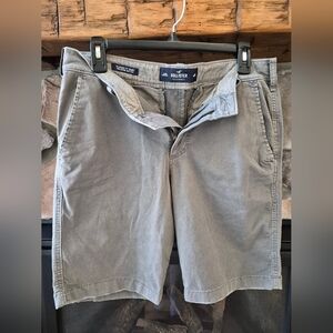 Hollister Men's Stone Gray Flat Front Shorts